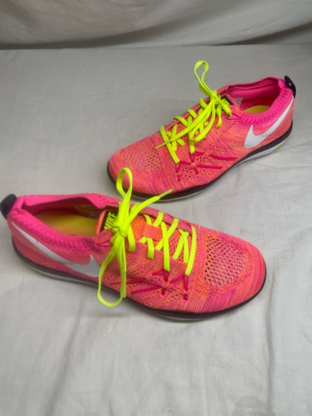 Nike Free TR Focus Flyknit Sneakers Size 7 NEW w/out Box! - Picture 4 of 12